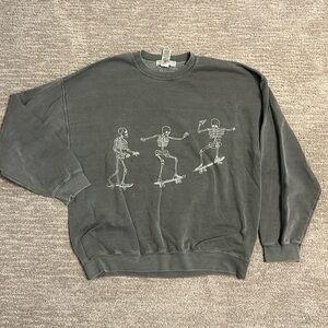 Oversized Gray Sweatshirt